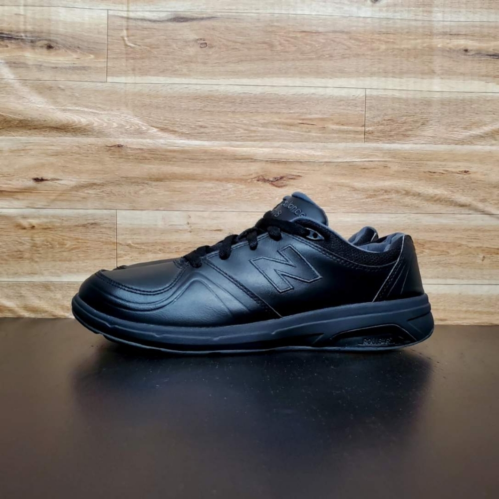 New Balance 813 Black Leather Walking Shoes Sneakers Women's Size 10
